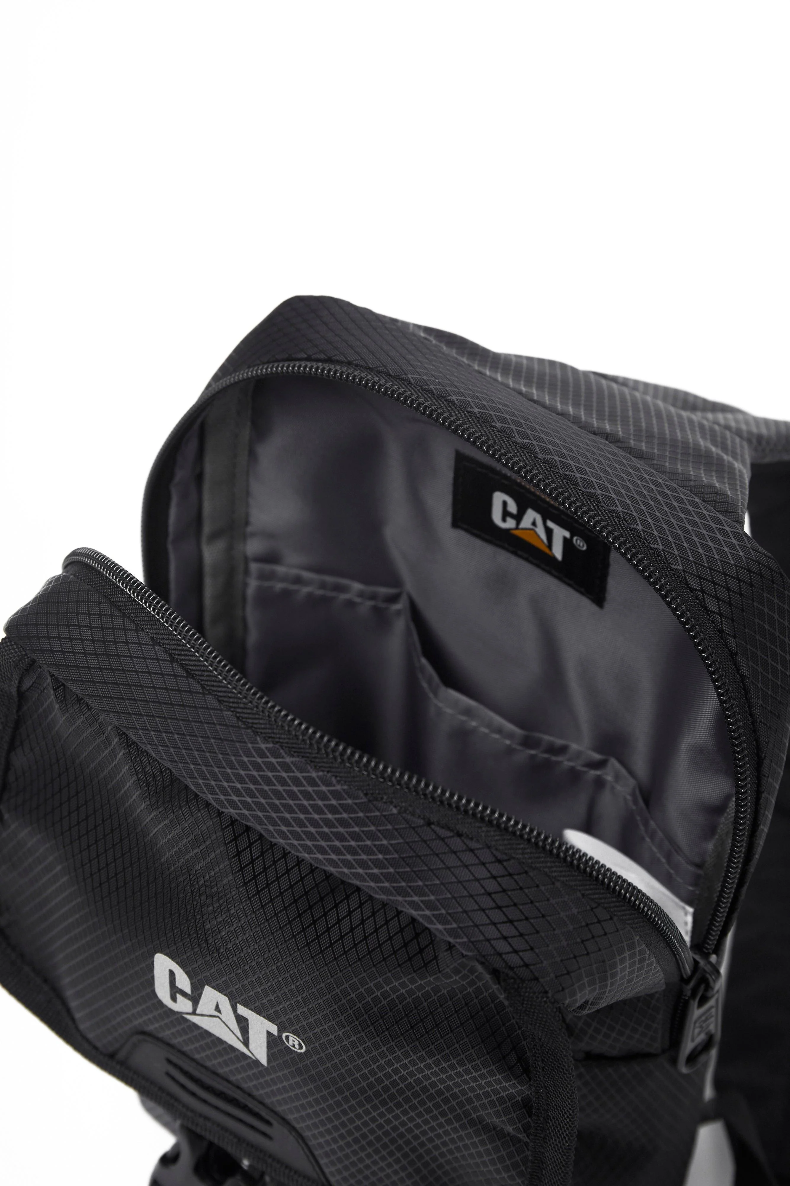 Ajo Peak Sling Bag